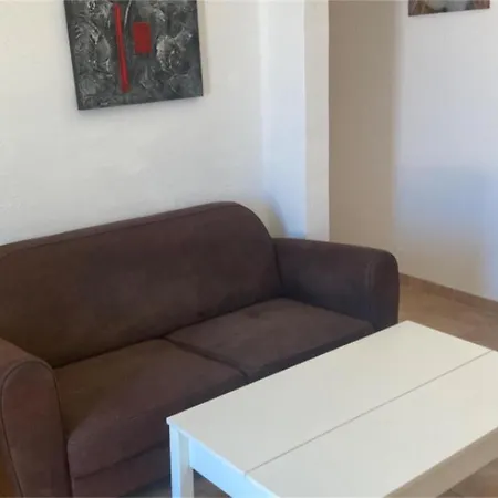 Privada En Casa Tranquila En Cerca De Sitges 民宿 卡涅利亚斯