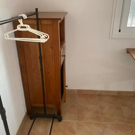 Privada En Casa Tranquila En Cerca De Sitges * 卡涅利亚斯