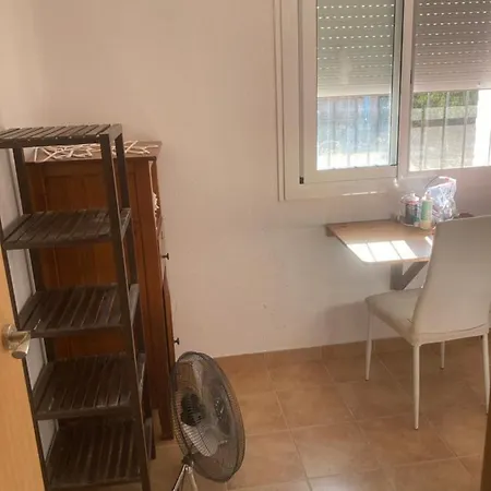 Privada En Casa Tranquila En Cerca De Sitges 民宿 *