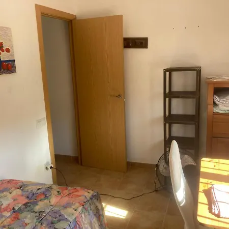 Privada En Casa Tranquila En Cerca De Sitges * 卡涅利亚斯