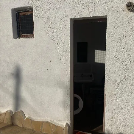 Privada En Casa Tranquila En Cerca De Sitges