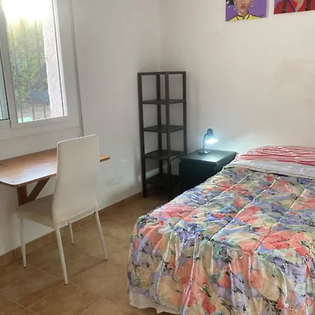 Privada En Casa Tranquila En Cerca De Sitges Canyelles (Catalonia)